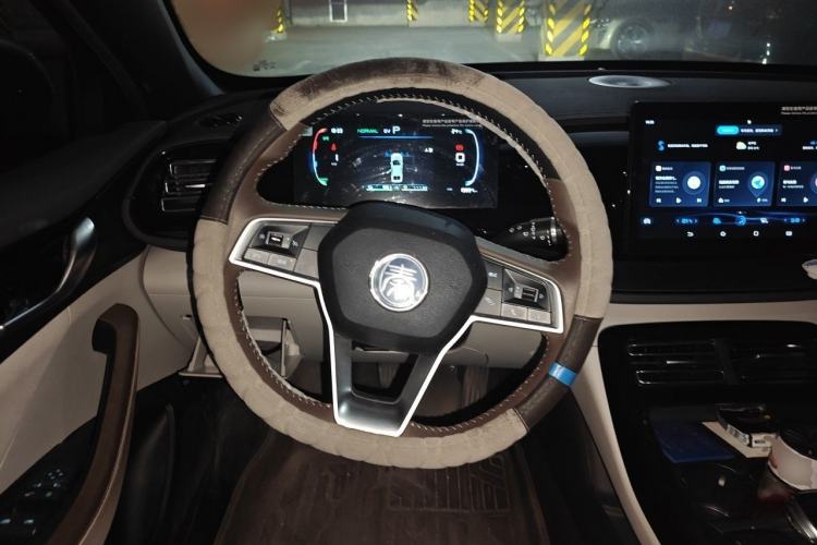 Used BYD Qin PLUS 2024 HONOR Edition DM-i 55KM Leading Model Steering Wheel