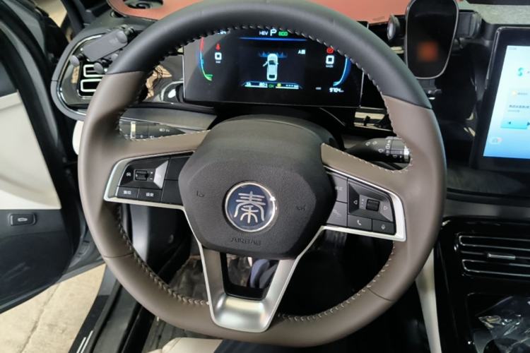 Used BYD Qin PLUS 2024 HONOR Edition DM-i 55KM Leading Model Steering Wheel
