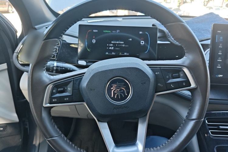 Used BYD Qin PLUS 2024 HONOR Edition DM-i 55KM Leading Model Steering Wheel