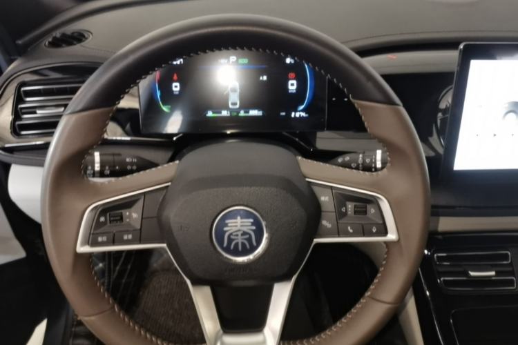 Used BYD Qin PLUS 2024 HONOR Edition DM-i 55KM Leading Model Steering Wheel