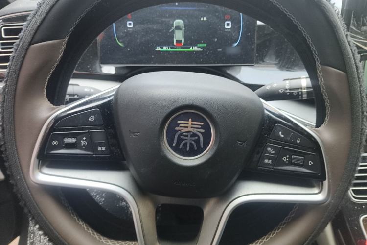 Used BYD Qin PLUS 2024 Honor Edition EV 420KM Leading Model Steering Wheel