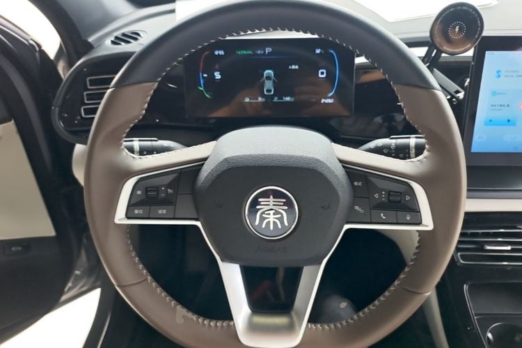 Used BYD Qin PLUS 2024 HONOR Edition DM-i 55KM Leading Model Steering Wheel