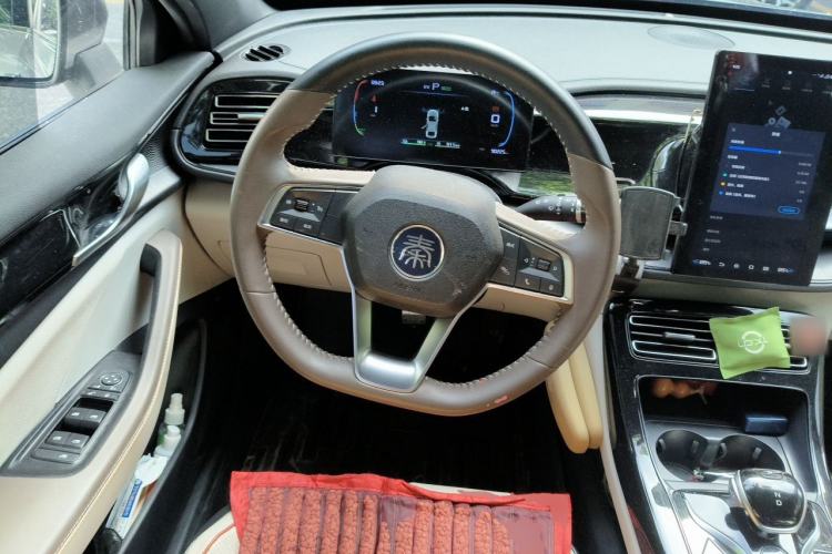 Used BYD Qin PLUS 2024 HONOR Edition DM-i 55KM Leading Model Steering Wheel