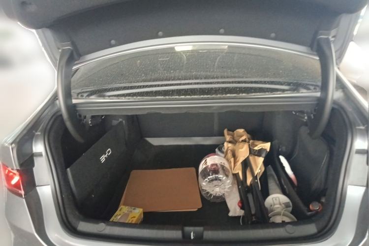 Used BYD Qin PLUS 2024 HONOR Edition DM-i 55KM Leading Model Trunk
