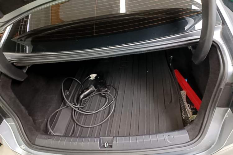 Used BYD Qin PLUS 2024 HONOR Edition DM-i 55KM Leading Model Trunk