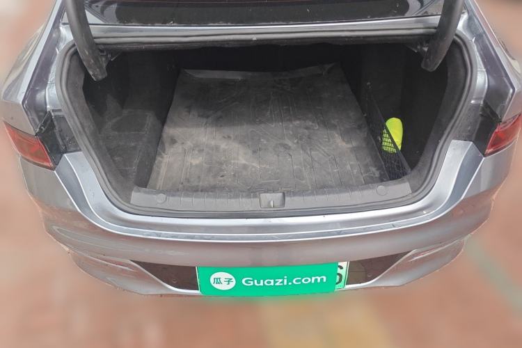 Used BYD Qin PLUS 2024 HONOR Edition DM-i 55KM Leading Model Trunk