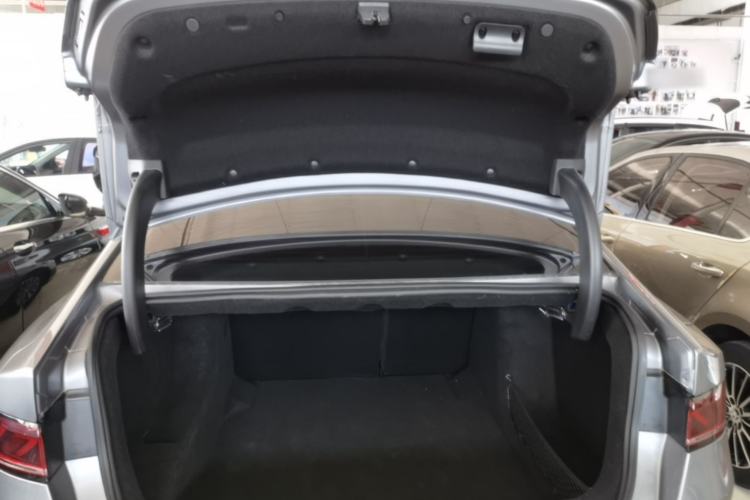 Used BYD Qin PLUS 2024 HONOR Edition DM-i 55KM Leading Model Trunk