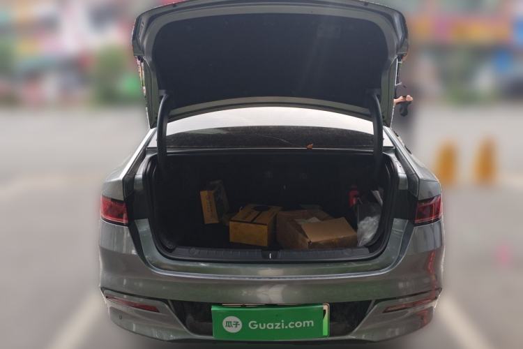 Used BYD Qin PLUS 2024 HONOR Edition DM-i 55KM Leading Model Trunk