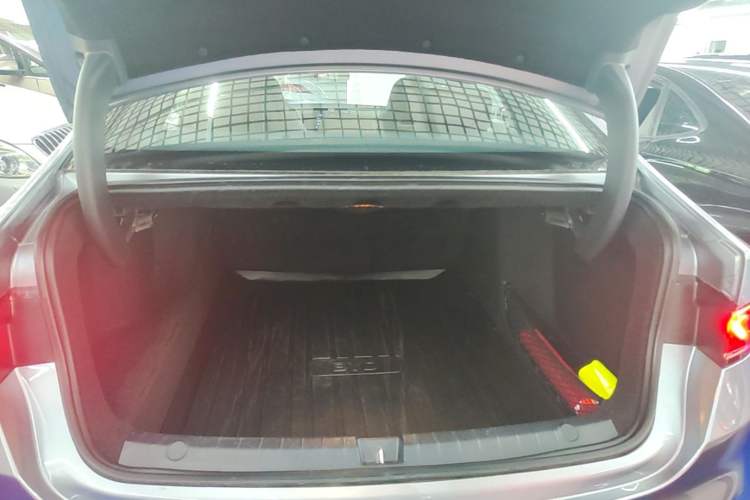 Used BYD Qin PLUS 2024 HONOR Edition DM-i 55KM Leading Model Trunk