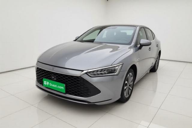 Ojetý BYD Qin PLUS 2024 HONOR Edition DM-i 55KM Leading Model