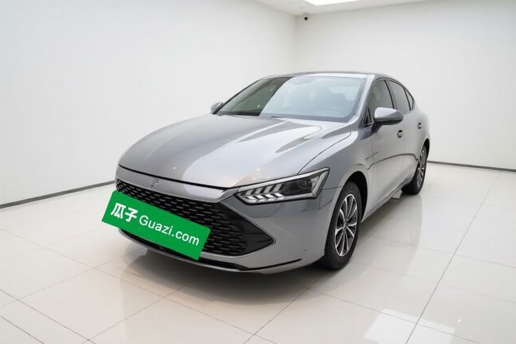 Ojetý BYD Qin PLUS 2024 HONOR Edition DM-i 55KM Leading Model Guazi used car, China used car export, Used car for sale, Used  cars, Cheapest cars for sale