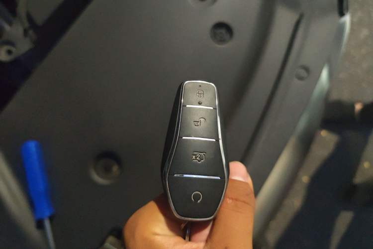 Used BYD Qin PLUS 2024 Honor Edition EV 420KM Beyond Model Vehicle Key