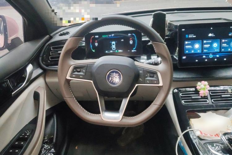 Used BYD Qin PLUS 2024 HONOR Edition DM-i 55KM Leading Model Steering Wheel
