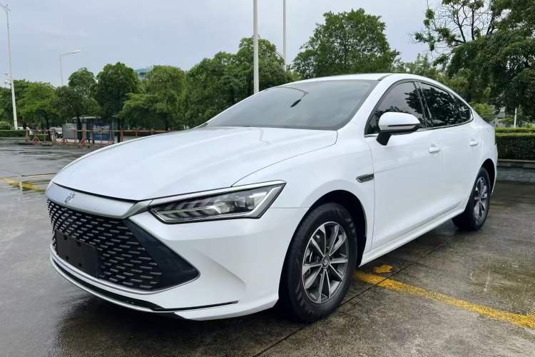 Used BYD Qin PLUS 2024 HONOR Edition DM-i 55KM Leading Model Guazi used car, China used car export, Used car for sale, Used cars, Cheapest cars for sale