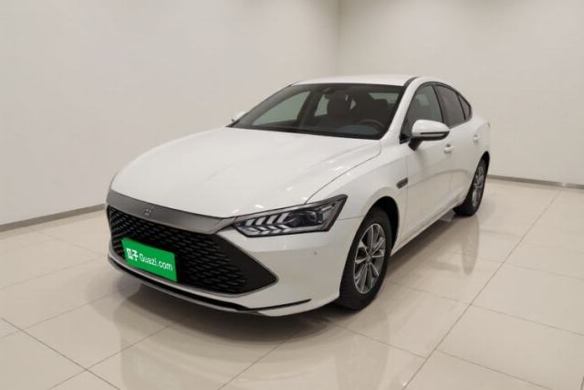 Używany BYD Qin PLUS 2024 HONOR Edition DM-i 55KM Leading Model