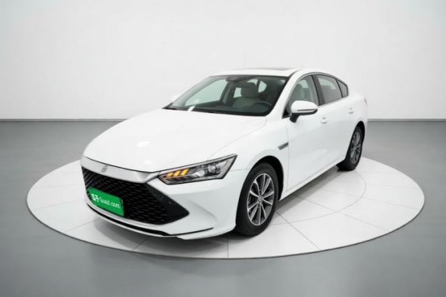 Używany BYD Qin PLUS 2024 HONOR Edition DM-i 55KM Leading Model