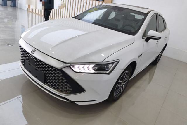 Used BYD Qin PLUS 2024 HONOR Edition DM-i 120KM Excellence Model