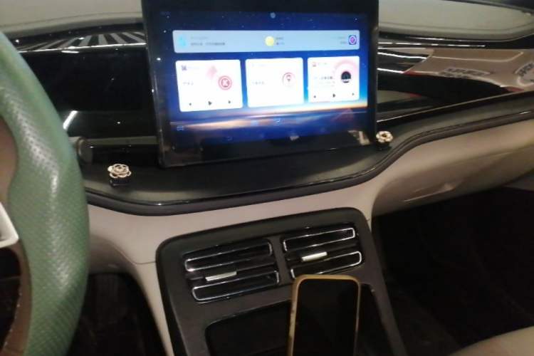 Used BYD Qin PLUS 2024 HONOR Edition DM-i 55KM Leading Model Audio And AC Panel