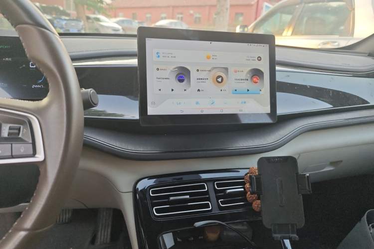 Used BYD Qin PLUS 2024 HONOR Edition DM-i 55KM Leading Model Audio And AC Panel