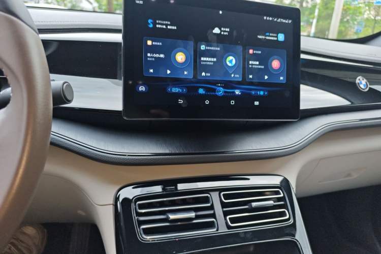 Used BYD Qin PLUS 2024 HONOR Edition DM-i 55KM Leading Model Audio And AC Panel