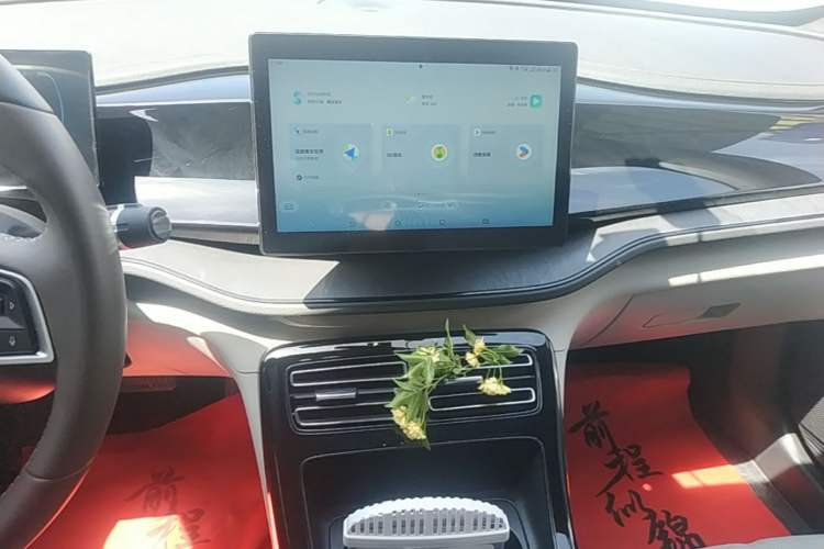 Used BYD Qin PLUS 2024 HONOR Edition DM-i 55KM Leading Model Audio And AC Panel