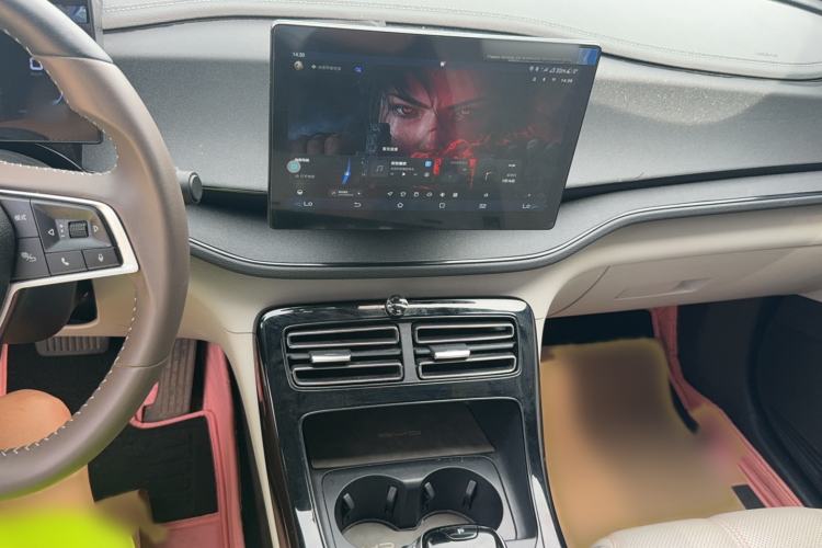 Used BYD Qin PLUS 2024 HONOR Edition DM-i 55KM Leading Model Audio And AC Panel