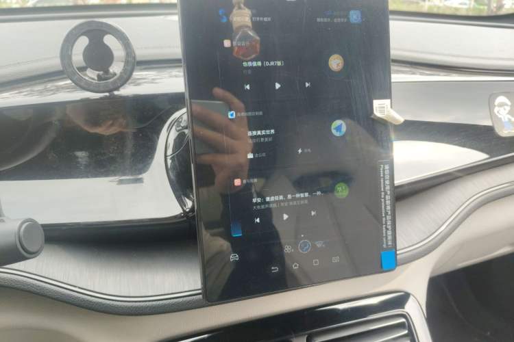 Used BYD Qin PLUS 2024 HONOR Edition DM-i 55KM Leading Model Audio And AC Panel