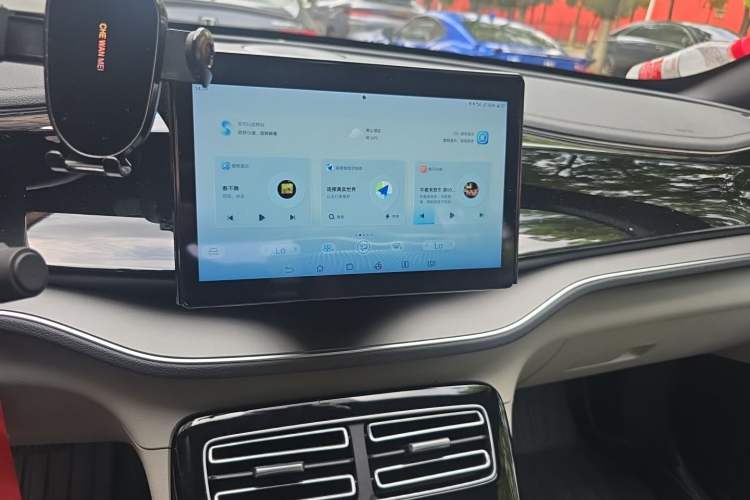 Used BYD Qin PLUS 2024 Honor Edition EV 510KM Leading Model Audio And AC Panel