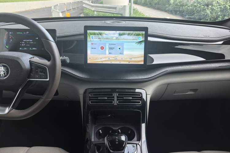 Used BYD Qin PLUS 2024 HONOR Edition DM-i 55KM Leading Model Audio And AC Panel