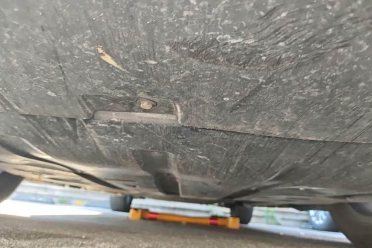 Used BYD Qin PLUS 2024 HONOR Edition DM-i 55KM Leading Model Chassis Front