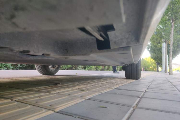 Used BYD Qin PLUS 2024 Honor Edition EV 420KM Leading Model Chassis Front Left