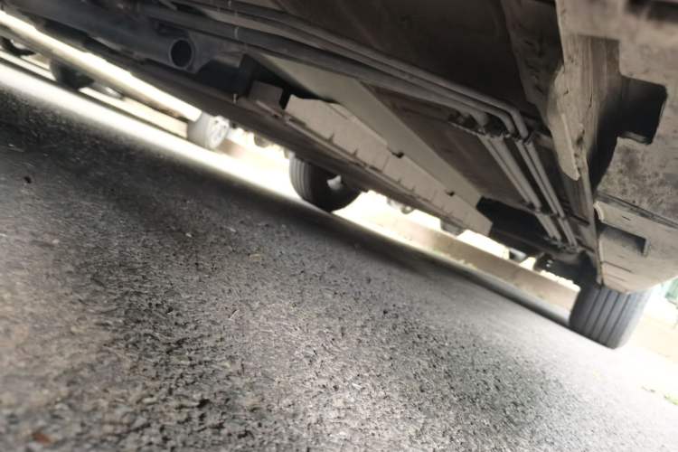 Used BYD Qin PLUS 2024 HONOR Edition DM-i 55KM Leading Model Chassis Front Left