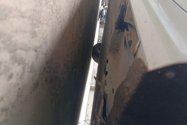Used BYD Qin PLUS 2024 Honor Edition EV 510KM Beyond Model Chassis Front Right