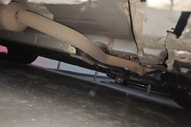 Used BYD Qin PLUS 2024 HONOR Edition DM-i 55KM Leading Model Chassis Front Right