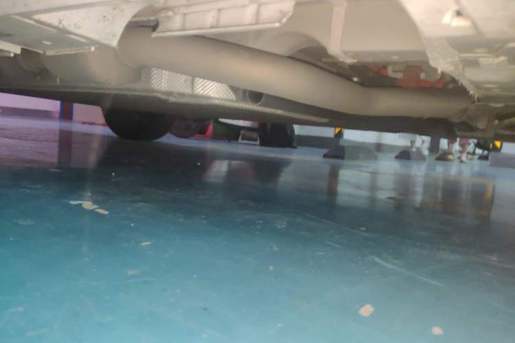 Used BYD Qin PLUS 2024 HONOR Edition DM-i 120KM Beyond Model Chassis Front Right