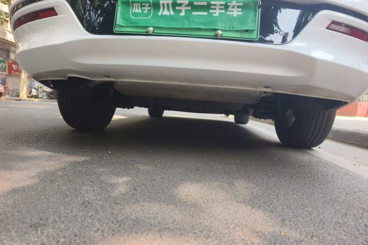 Used BYD Qin PLUS 2024 HONOR Edition DM-i 55KM Leading Model Chassis Rear
