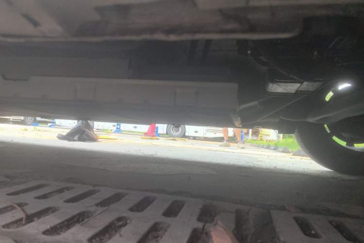 Used BYD Qin PLUS 2024 HONOR Edition DM-i 55KM Leading Model Chassis Rear Left