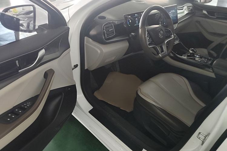 Used BYD Qin PLUS 2024 Honor Edition EV 510KM Leading Model Driver Seat