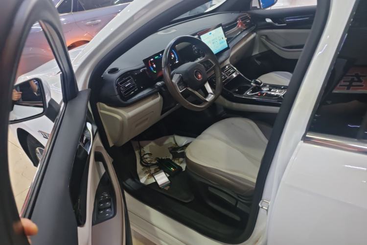 Used BYD Qin PLUS 2024 HONOR Edition DM-i 55KM Leading Model Driver Seat