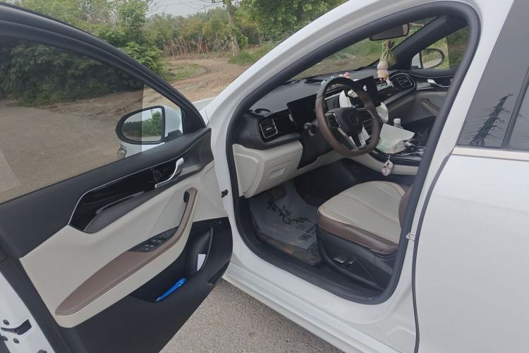 Used BYD Qin PLUS 2024 HONOR Edition DM-i 55KM Beyond Model Driver Seat