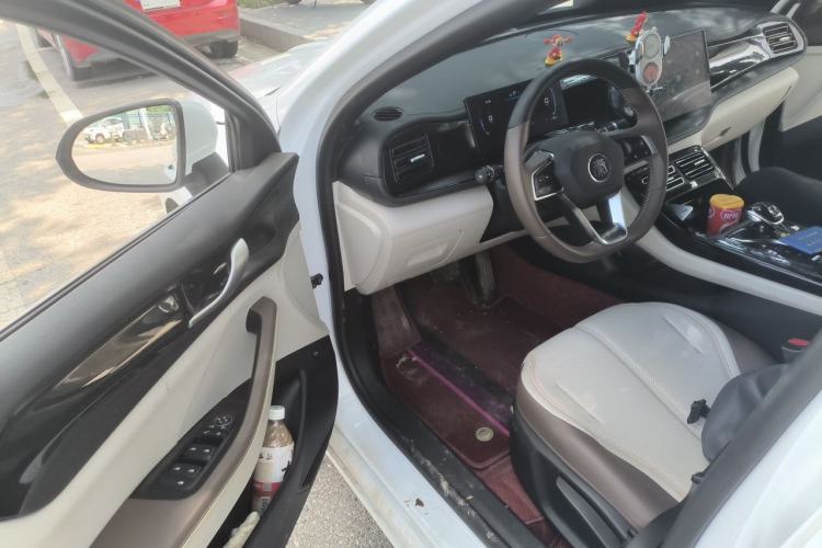 Used BYD Qin PLUS 2024 HONOR Edition DM-i 55KM Leading Model Driver Seat