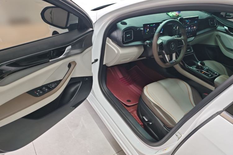 Used BYD Qin PLUS 2024 HONOR Edition DM-i 120KM Beyond Model Driver Seat