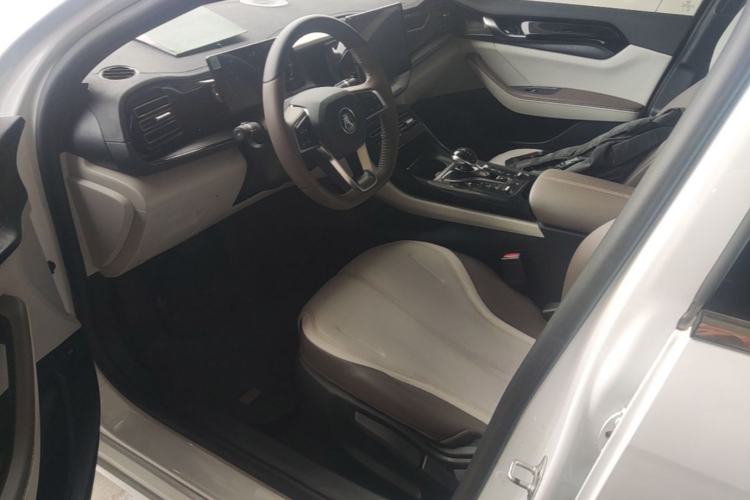 Used BYD Qin PLUS 2024 HONOR Edition DM-i 55KM Leading Model Driver Seat