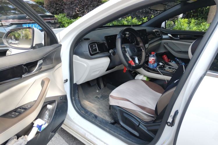 Used BYD Qin PLUS 2024 HONOR Edition DM-i 120KM Leading Model Driver Seat