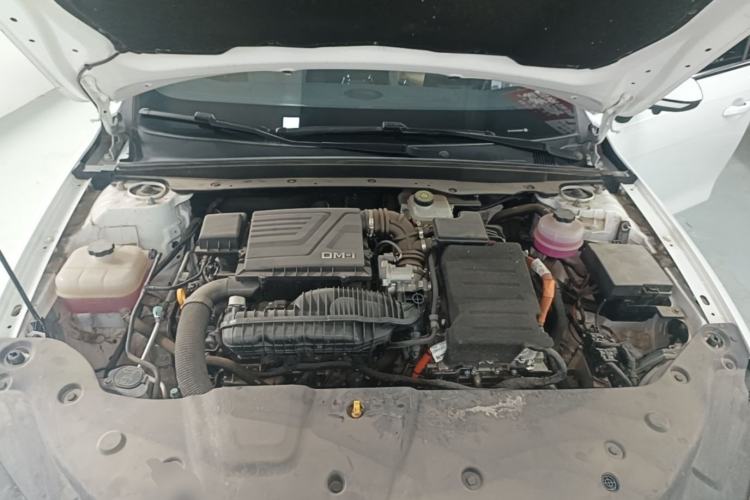 Used BYD Qin PLUS 2024 HONOR Edition DM-i 55KM Leading Model Engine Bay