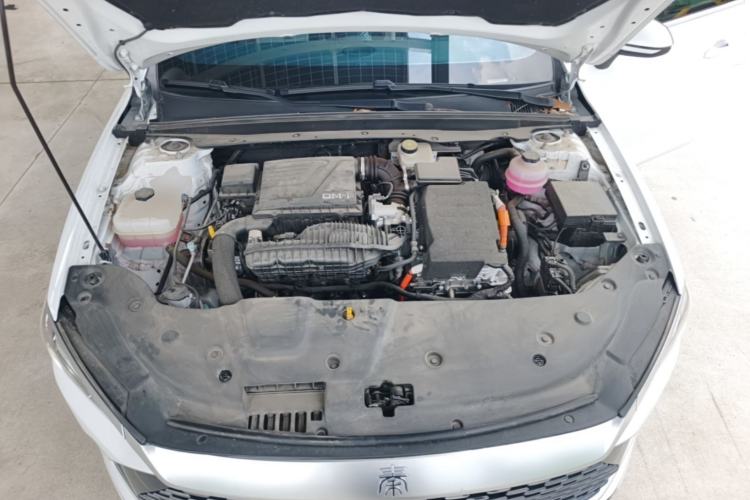 Used BYD Qin PLUS 2024 HONOR Edition DM-i 55KM Leading Model Engine Bay