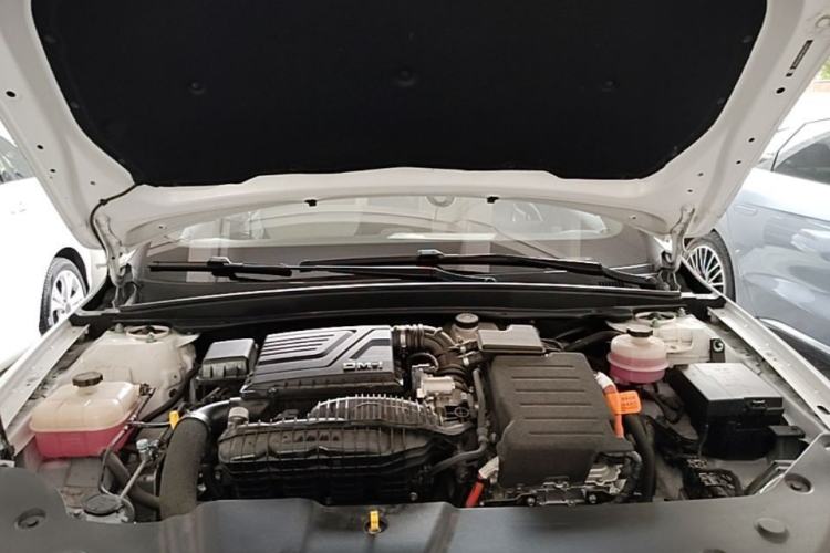 Used BYD Qin PLUS 2024 HONOR Edition DM-i 55KM Leading Model Engine Bay