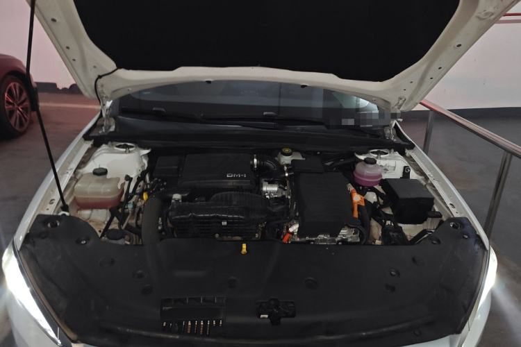 Used BYD Qin PLUS 2024 HONOR Edition DM-i 55KM Leading Model Engine Bay