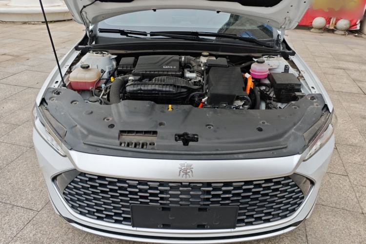 Used BYD Qin PLUS 2024 HONOR Edition DM-i 55KM Leading Model Engine Bay