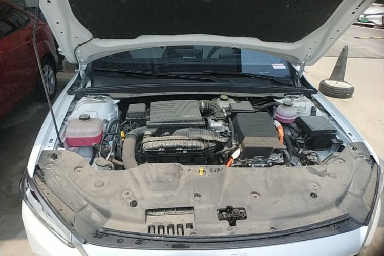 Used BYD Qin PLUS 2024 HONOR Edition DM-i 55KM Leading Model Engine Bay